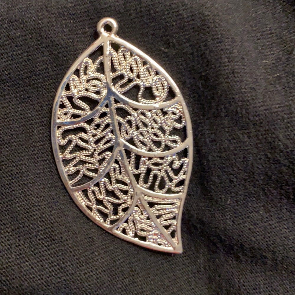 Scrolled Leaf pendant